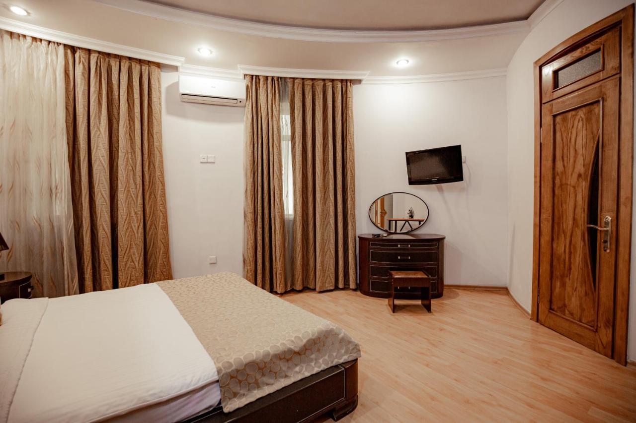 Panorama Lux सहारा